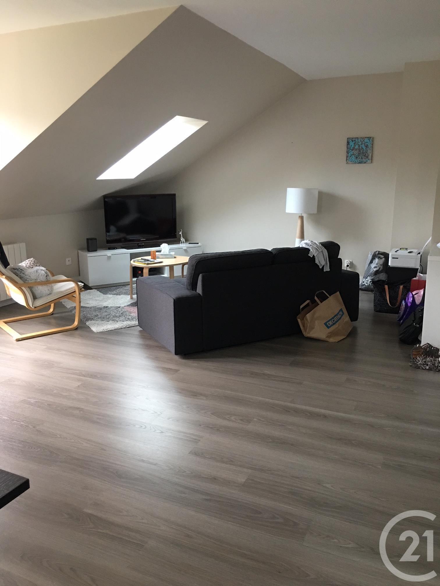 Appartement F4 à louer - 4 pièces - 72,58 m2 - ST REMY LES CHEVREUSE - 78 - ILE-DE-FRANCE