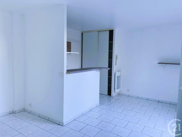 Appartement F1 à louer - 1 pièce - 27.21 m2 - LIMOURS - 91 - ILE-DE-FRANCE - Century 21 Ld Immobilier