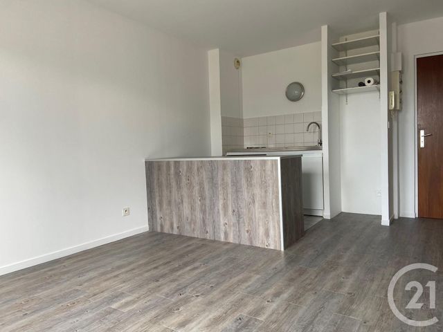 appartement à louer - 2 pièces - 35.7 m2 - AUNEAU - 28 - CENTRE - Century 21 Ld Immobilier