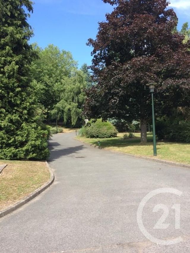 Appartement Studio à vendre - 1 pièce - 27.59 m2 - GIF SUR YVETTE - 91 - ILE-DE-FRANCE - Century 21 Ld Immobilier