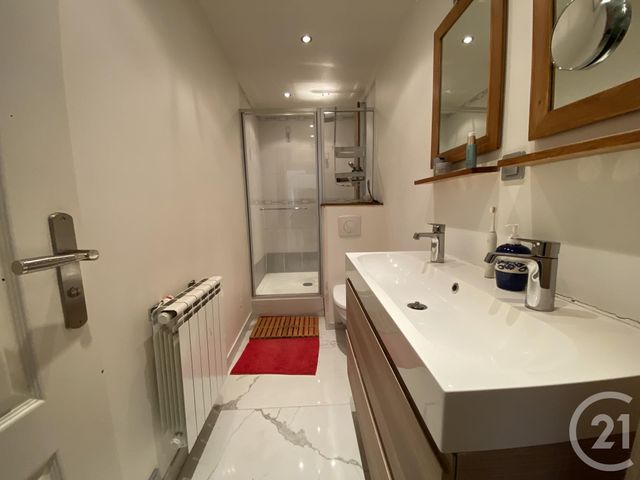 Afficher la photo en grand Appartement à louer - 6 pièces - 115.0 m2 - BONNELLES - 78 - ILE-DE-FRANCE - Century 21 Ld Immobilier