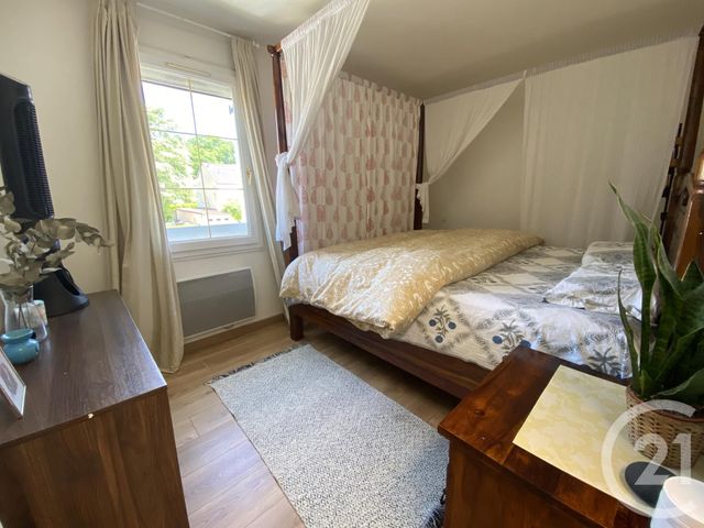 Afficher la photo en grand Appartement à louer - 6 pièces - 115.0 m2 - BONNELLES - 78 - ILE-DE-FRANCE - Century 21 Ld Immobilier