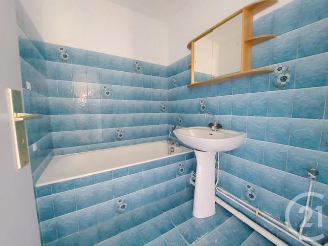 Afficher la photo en grand Appartement F2 à louer - 2 pièces - 36.15 m2 - ST ARNOULT EN YVELINES - 78 - ILE-DE-FRANCE - Century 21 Ld Immobilier