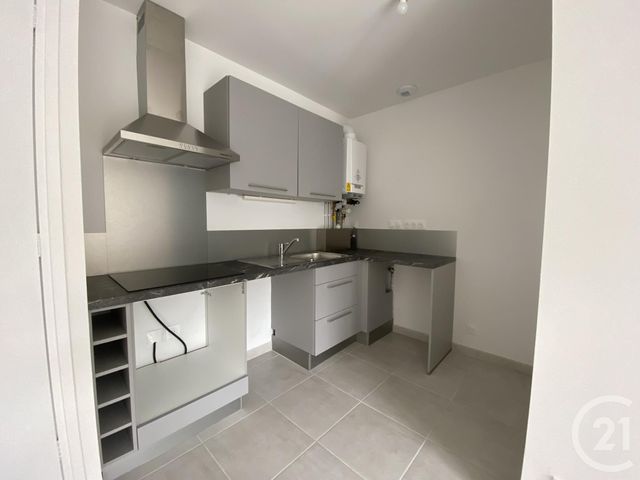 Afficher la photo en grand Appartement F3 à louer - 3 pièces - 60.75 m2 - RAMBOUILLET - 78 - ILE-DE-FRANCE - Century 21 Ld Immobilier