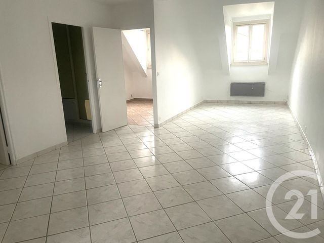 Appartement à louer - 2 pièces - 34.25 m2 - ST ARNOULT EN YVELINES - 78 - ILE-DE-FRANCE - Century 21 Ld Immobilier