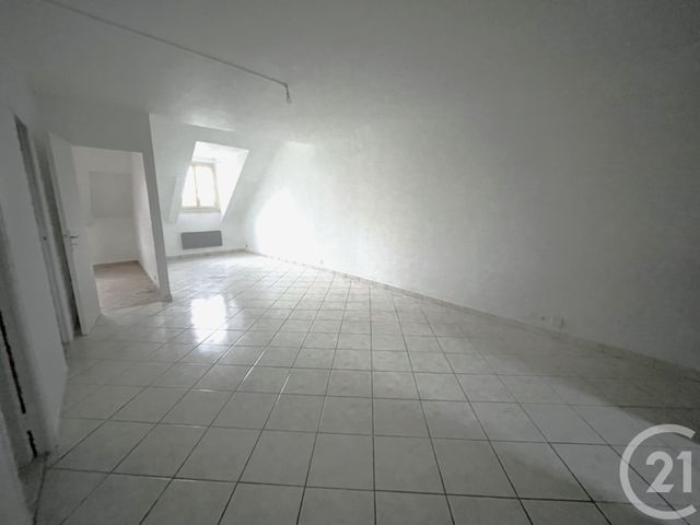 Appartement à louer - 2 pièces - 34.25 m2 - ST ARNOULT EN YVELINES - 78 - ILE-DE-FRANCE - Century 21 Ld Immobilier