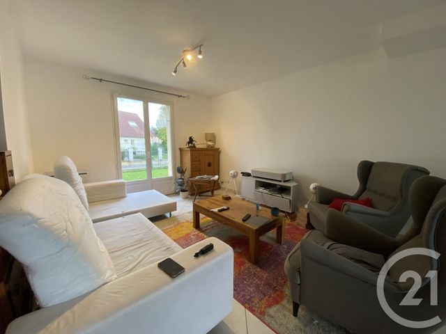 Afficher la photo en grand maison à louer - 7 pièces - 118.38 m2 - ST ARNOULT EN YVELINES - 78 - ILE-DE-FRANCE - Century 21 Ld Immobilier