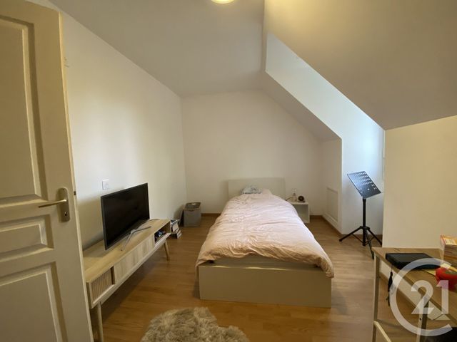 Afficher la photo en grand maison à louer - 7 pièces - 118.38 m2 - ST ARNOULT EN YVELINES - 78 - ILE-DE-FRANCE - Century 21 Ld Immobilier