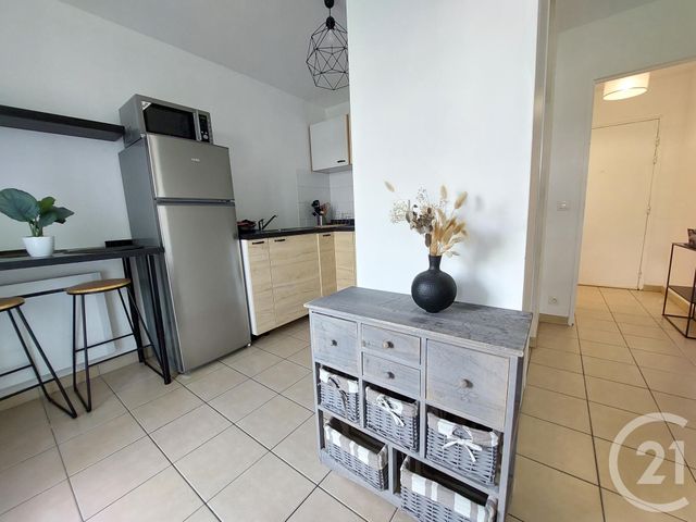 Appartement F1 à louer - 1 pièce - 28.43 m2 - MONTIGNY LE BRETONNEUX - 78 - ILE-DE-FRANCE - Century 21 Ld Immobilier