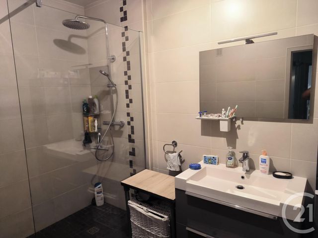 Appartement F2 à louer - 2 pièces - 78.12 m2 - VILLEBON SUR YVETTE - 91 - ILE-DE-FRANCE - Century 21 Ld Immobilier