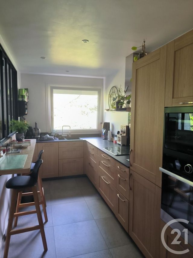 Appartement F2 à louer - 2 pièces - 78.12 m2 - VILLEBON SUR YVETTE - 91 - ILE-DE-FRANCE - Century 21 Ld Immobilier