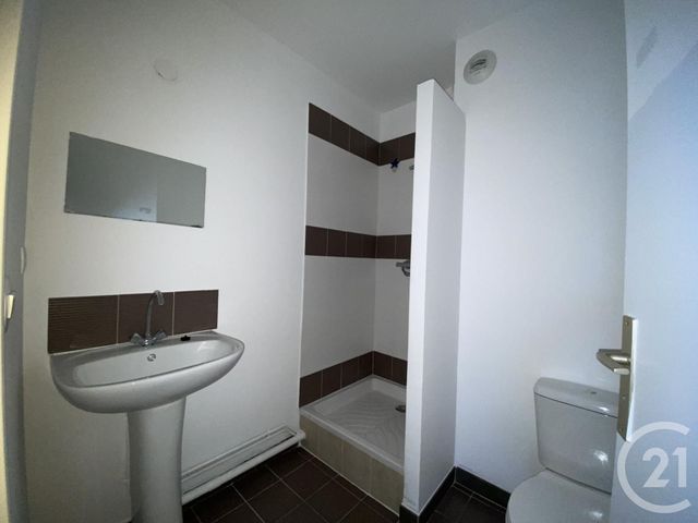 Appartement à louer - 2 pièces - 37.67 m2 - BREUILLET - 91 - ILE-DE-FRANCE - Century 21 Ld Immobilier