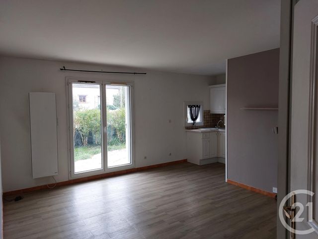 Appartement F1 à louer - 1 pièce - 27.32 m2 - PALAISEAU - 91 - ILE-DE-FRANCE - Century 21 Ld Immobilier