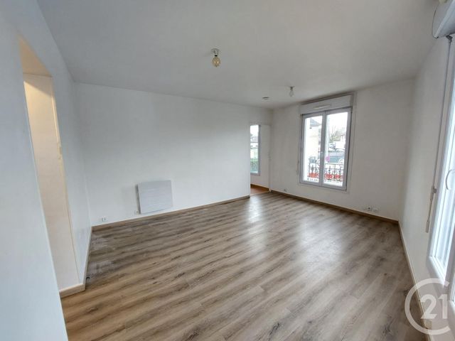 Appartement F2 à louer - 2 pièces - 40.1 m2 - LIMOURS - 91 - ILE-DE-FRANCE - Century 21 Ld Immobilier