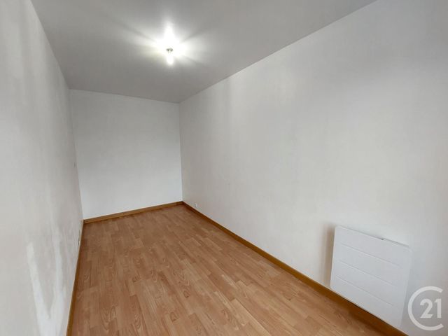 Appartement F2 à louer - 2 pièces - 40.1 m2 - LIMOURS - 91 - ILE-DE-FRANCE - Century 21 Ld Immobilier