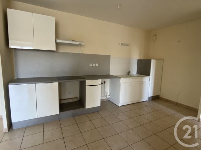 Appartement à louer - 3 pièces - 64.2 m2 - AUNEAU BLEURY ST SYMPHORIEN - 28 - CENTRE - Century 21 Ld Immobilier