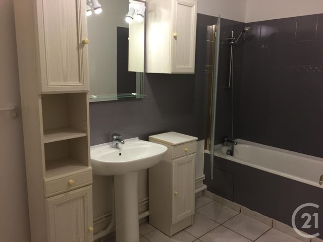 Appartement F2 à louer - 2 pièces - 59.0 m2 - FORGES LES BAINS - 91 - ILE-DE-FRANCE - Century 21 Ld Immobilier