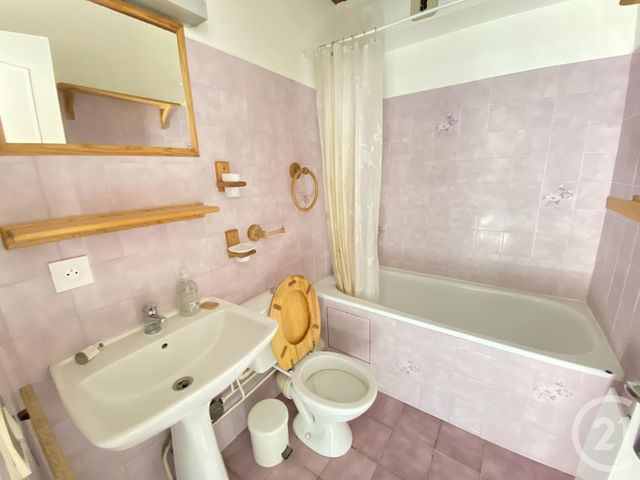 Appartement F1 à louer - 1 pièce - 27.73 m2 - ORSAY - 91 - ILE-DE-FRANCE - Century 21 Ld Immobilier