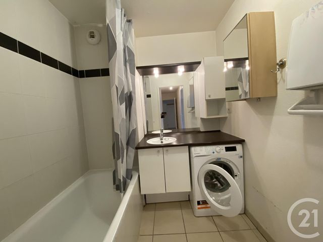 Appartement à louer - 3 pièces - 59.88 m2 - DOURDAN - 91 - ILE-DE-FRANCE - Century 21 Ld Immobilier