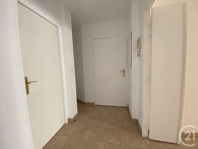 Appartement F3 à louer - 3 pièces - 80.79 m2 - FORGES LES BAINS - 91 - ILE-DE-FRANCE - Century 21 Ld Immobilier
