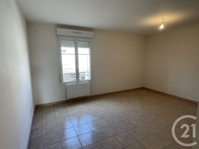 Appartement F3 à louer - 3 pièces - 80.79 m2 - FORGES LES BAINS - 91 - ILE-DE-FRANCE - Century 21 Ld Immobilier