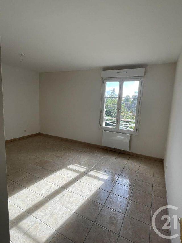 Appartement F3 à louer - 3 pièces - 80.79 m2 - FORGES LES BAINS - 91 - ILE-DE-FRANCE - Century 21 Ld Immobilier