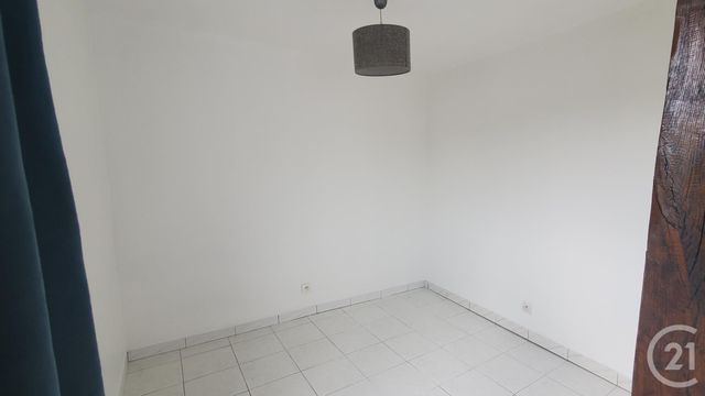 Appartement Studio à louer - 1 pièce - 21.0 m2 - LIMOURS - 91 - ILE-DE-FRANCE - Century 21 Ld Immobilier
