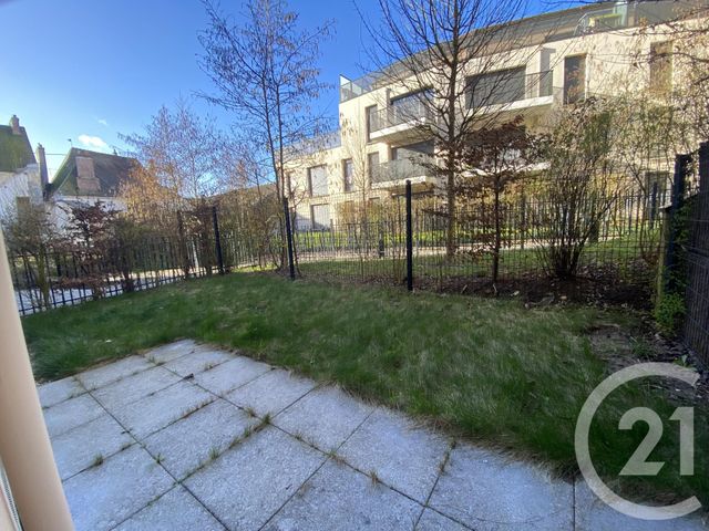 Appartement à louer - 2 pièces - 41.1 m2 - ST ARNOULT EN YVELINES - 78 - ILE-DE-FRANCE - Century 21 Ld Immobilier