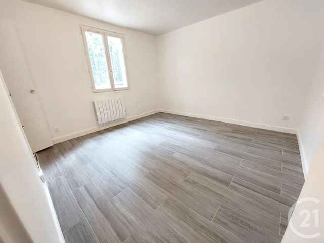 Appartement F3 à louer - 3 pièces - 71.12 m2 - BULLION - 78 - ILE-DE-FRANCE - Century 21 Ld Immobilier
