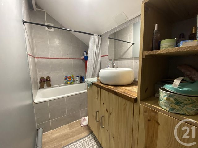 Appartement F3 à louer - 3 pièces - 44.3 m2 - LIMOURS - 91 - ILE-DE-FRANCE - Century 21 Ld Immobilier