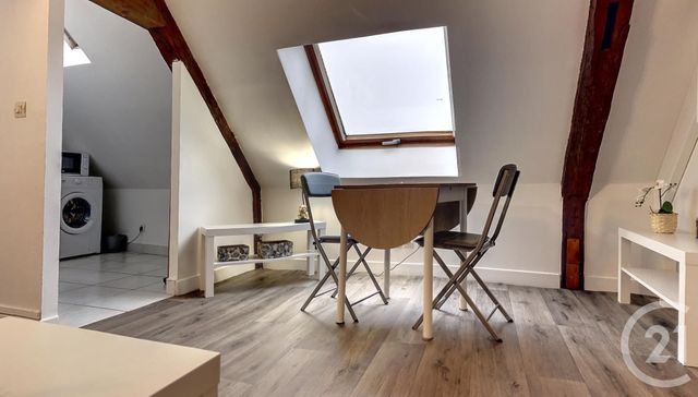 Appartement F2 à louer - 2 pièces - 16.3 m2 - BONNELLES - 78 - ILE-DE-FRANCE - Century 21 Ld Immobilier