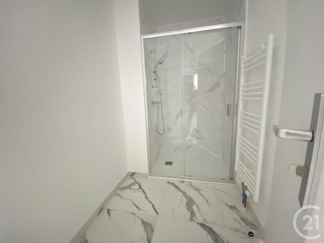 Appartement F2 à louer - 2 pièces - 39.5 m2 - RAMBOUILLET - 78 - ILE-DE-FRANCE - Century 21 Ld Immobilier