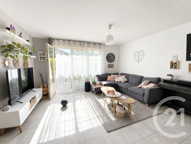 Appartement F3 à louer - 3 pièces - 64.87 m2 - FORGES LES BAINS - 91 - ILE-DE-FRANCE - Century 21 Ld Immobilier