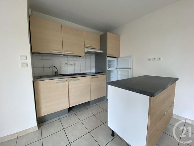 Appartement à louer - 3 pièces - 59.88 m2 - DOURDAN - 91 - ILE-DE-FRANCE - Century 21 Ld Immobilier