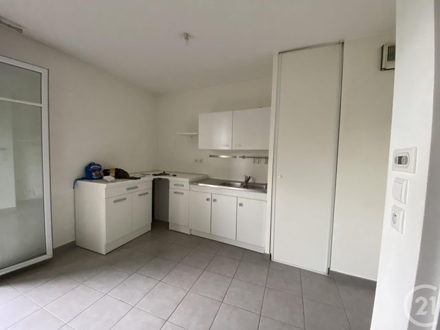Appartement F2 à louer - 2 pièces - 37.51 m2 - VILLEBON SUR YVETTE - 91 - ILE-DE-FRANCE - Century 21 Ld Immobilier