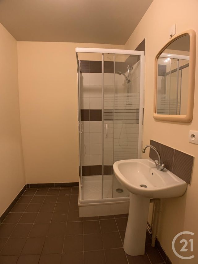 Appartement F1 à louer - 1 pièce - 42.62 m2 - BREUILLET - 91 - ILE-DE-FRANCE - Century 21 Ld Immobilier