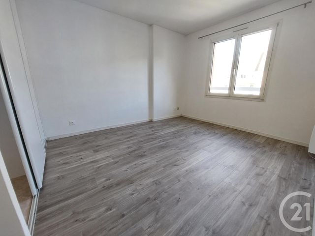 Appartement F2 à louer - 2 pièces - 48.47 m2 - LONGJUMEAU - 91 - ILE-DE-FRANCE - Century 21 Ld Immobilier