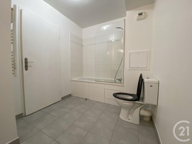 Appartement F2 à louer - 2 pièces - 50.7 m2 - PALAISEAU - 91 - ILE-DE-FRANCE - Century 21 Ld Immobilier
