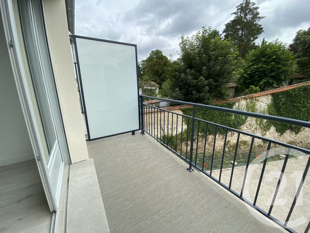 Appartement à louer - 2 pièces - 41.8 m2 - RAMBOUILLET - 78 - ILE-DE-FRANCE - Century 21 Ld Immobilier