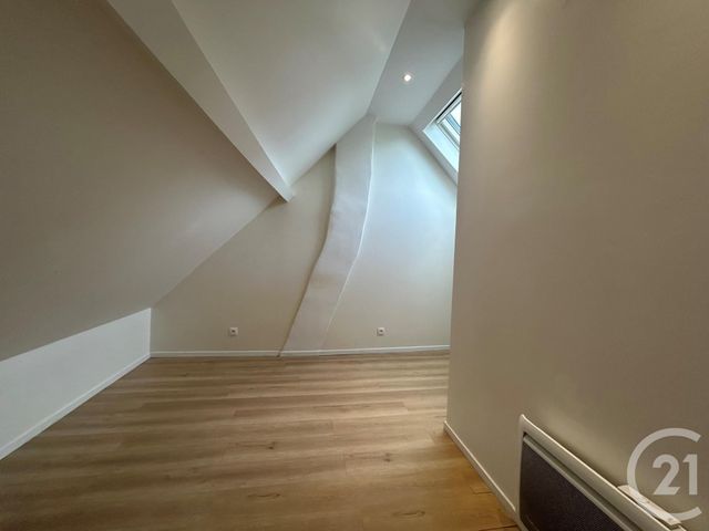 Appartement Duplex à louer - 3 pièces - 45.07 m2 - BULLION - 78 - ILE-DE-FRANCE - Century 21 Ld Immobilier