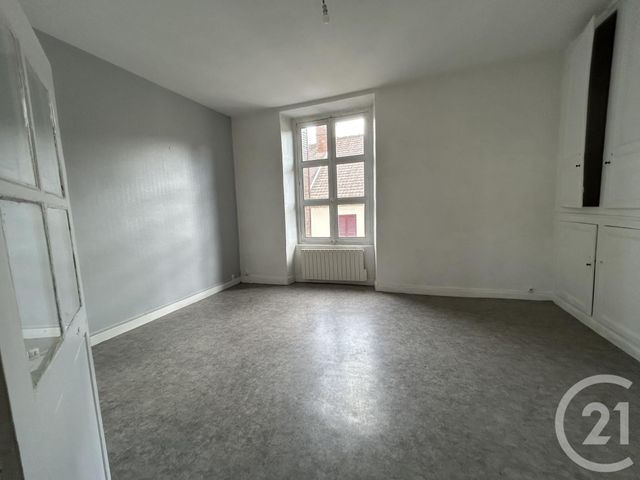 Appartement à louer ST ARNOULT EN YVELINES
